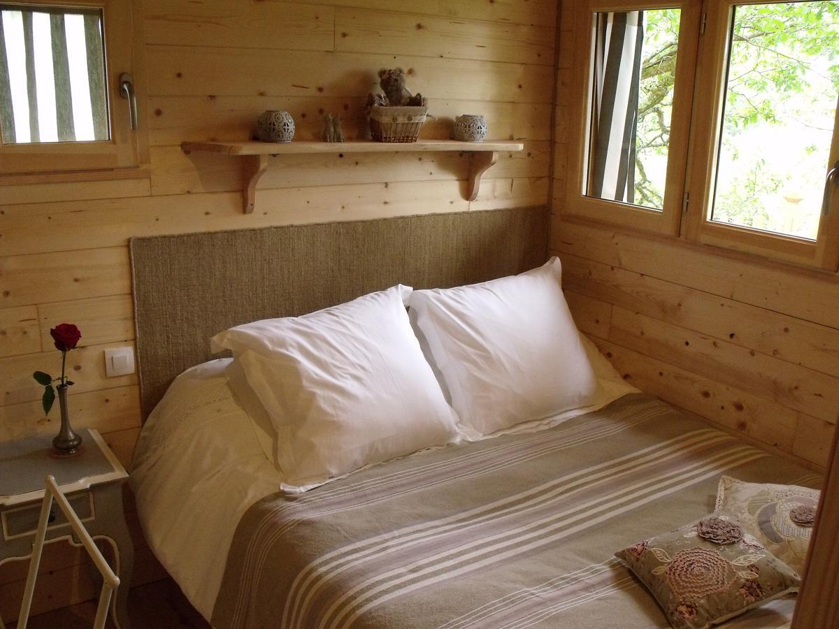 La Cabane Du Vieux Chene Susmiou エクステリア 写真